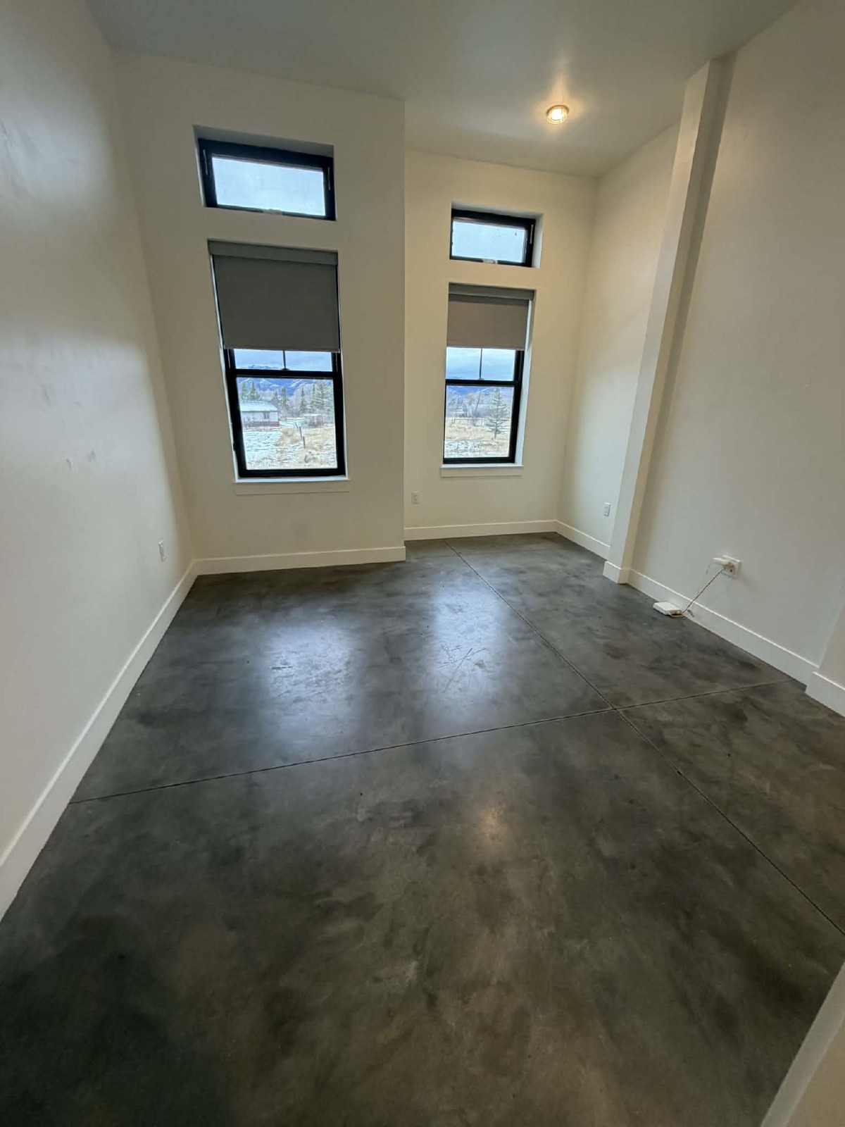 Adorable 1 Bedroom property image