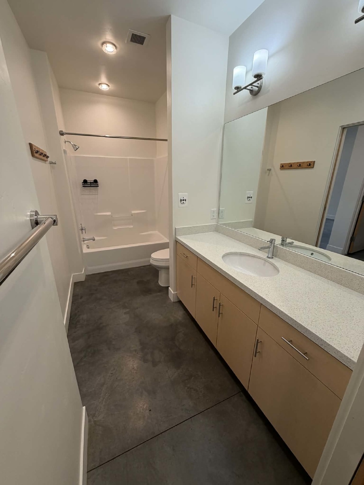 Adorable 1 Bedroom property image