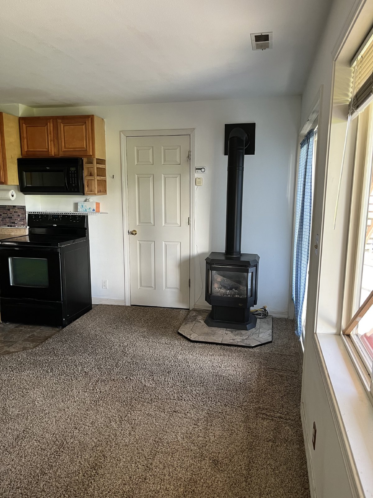 Adorable Basement Apartment property image