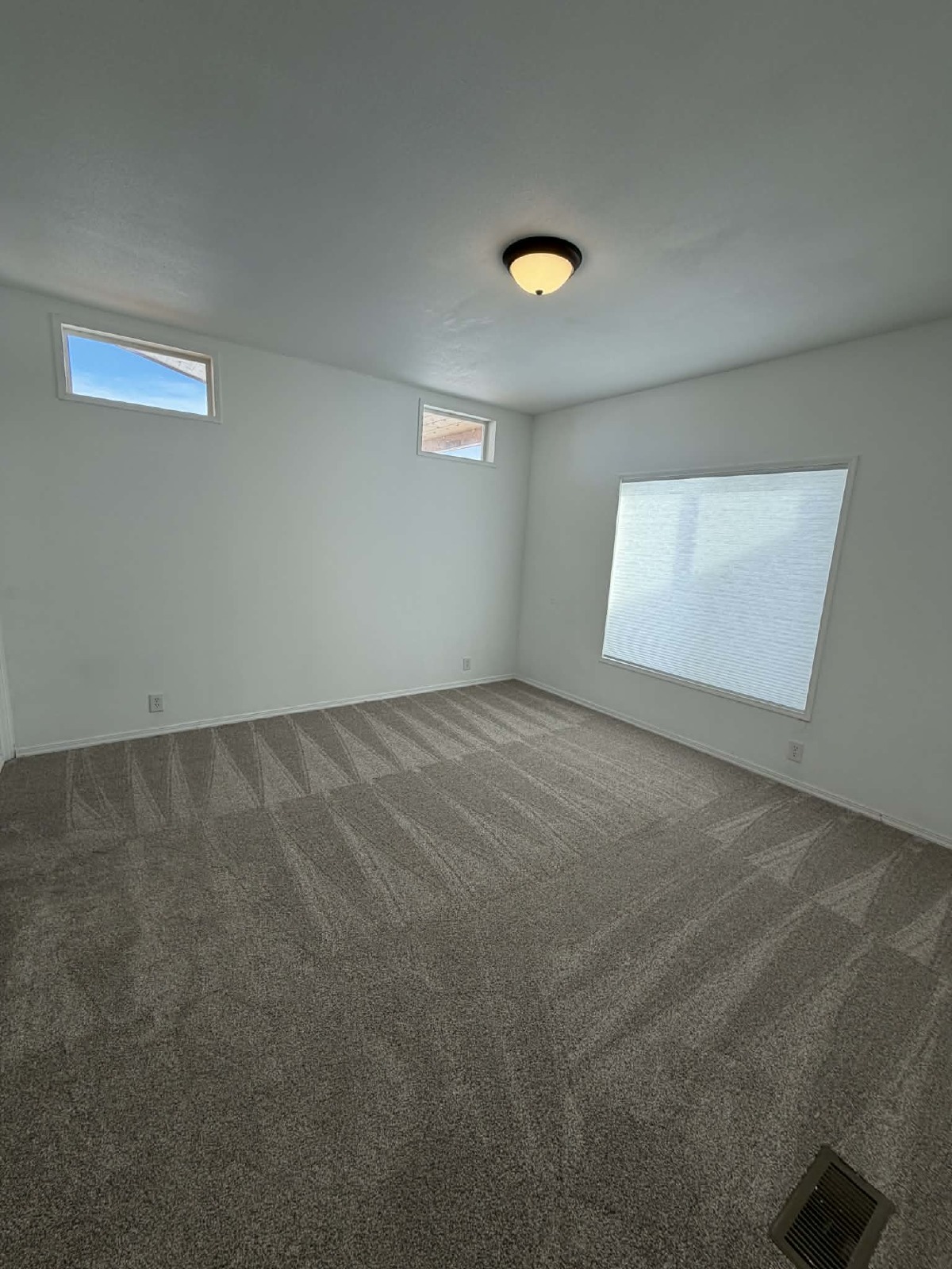 Well Maintained Home with Amazing Views property image