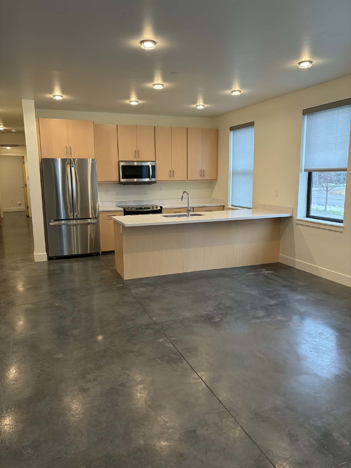 Spacious 3 Bedroom property image