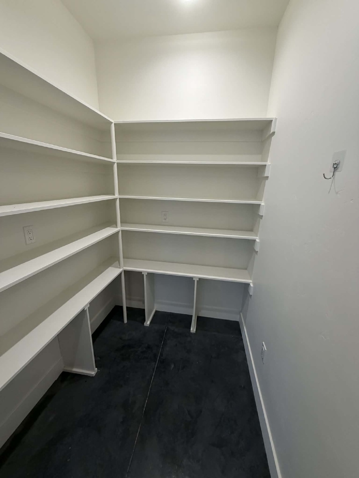 Spacious 3 Bedroom property image