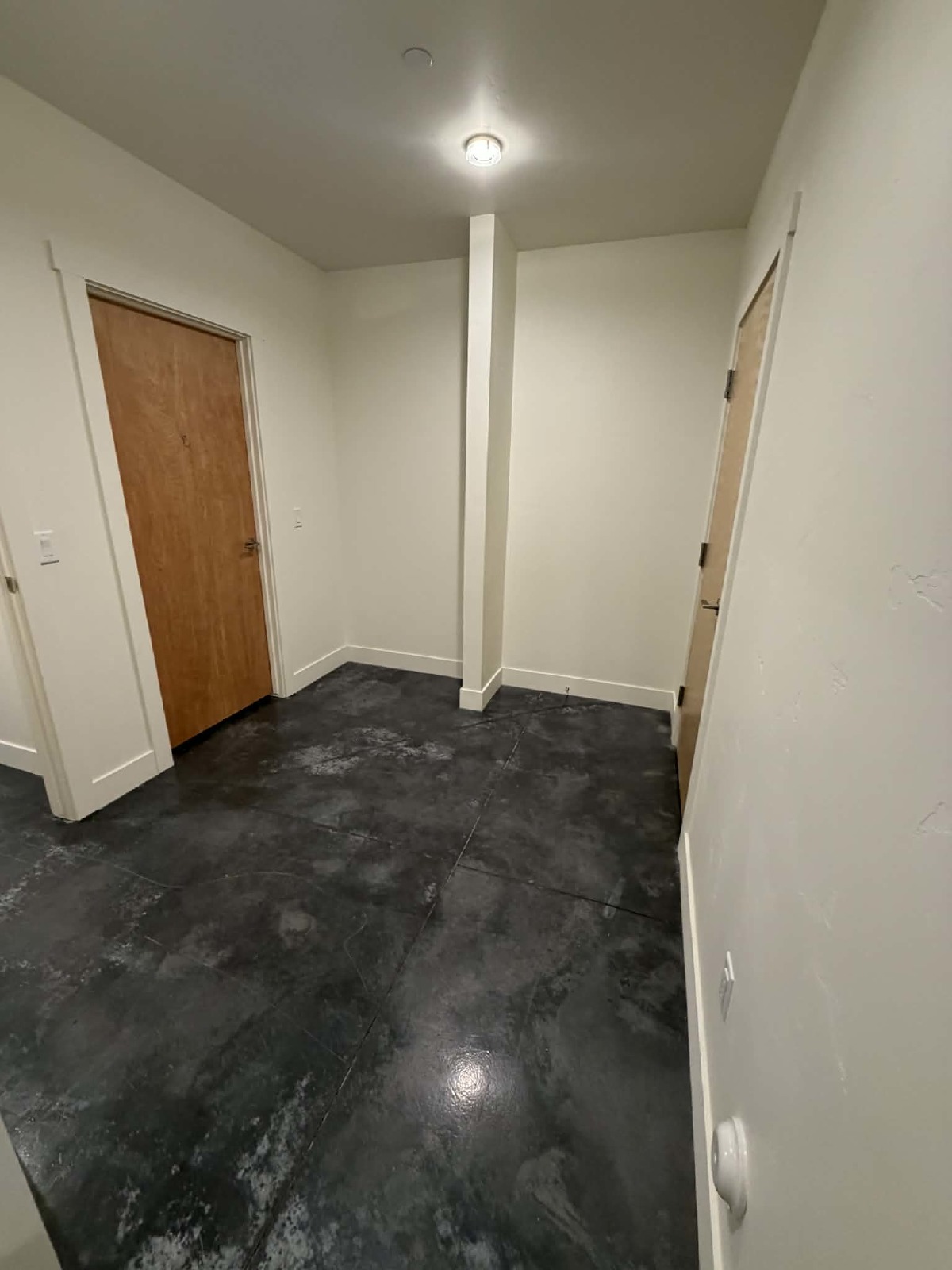 Spacious 3 Bedroom property image