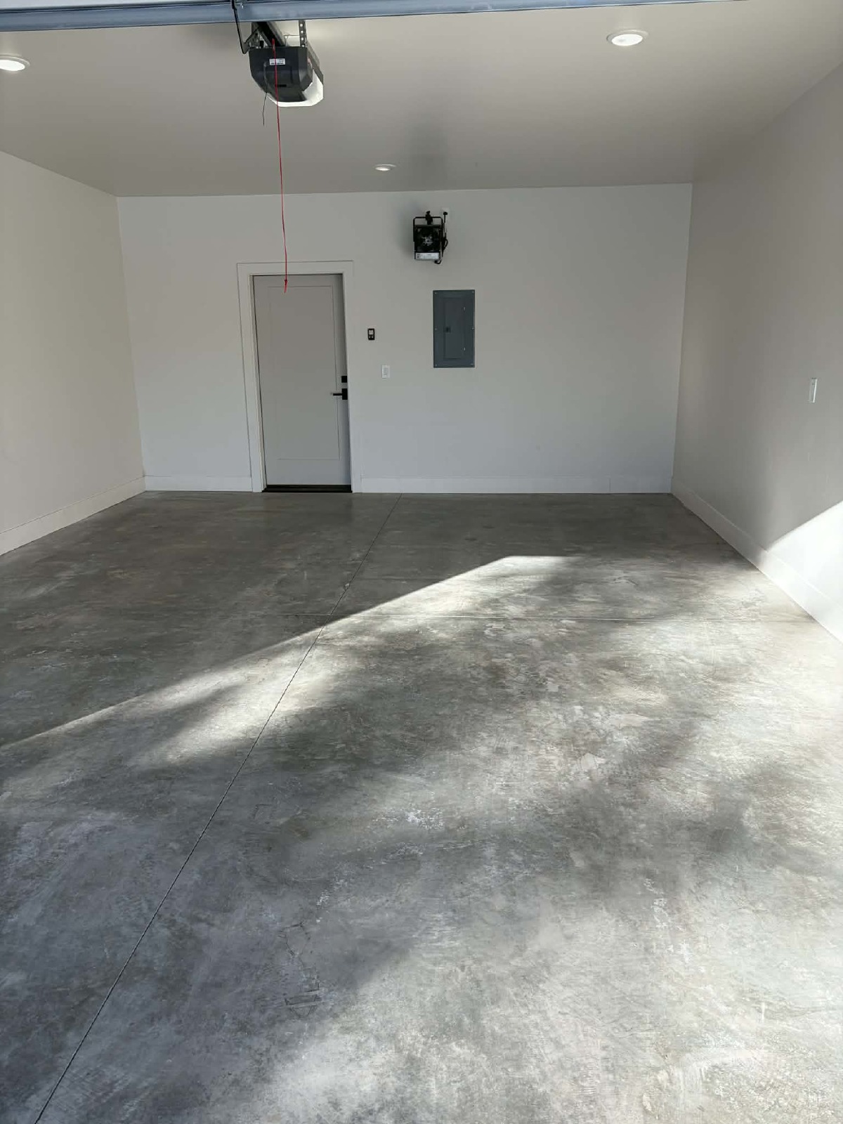 Like NEW! property image