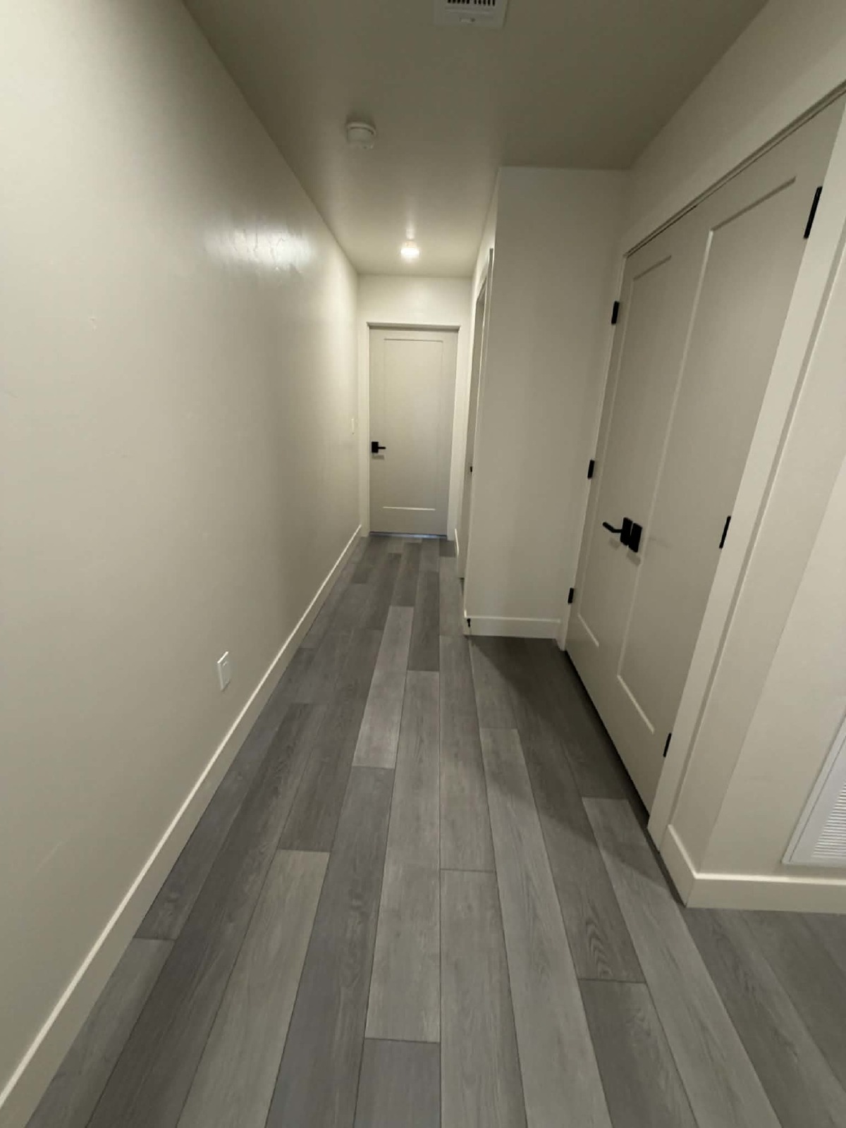 Like NEW! property image